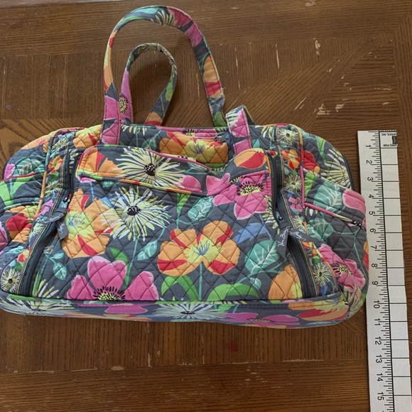 Vera Bradley Tote - Picture 2 of 8